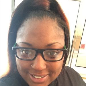 Meet your Posher, Tomeshia